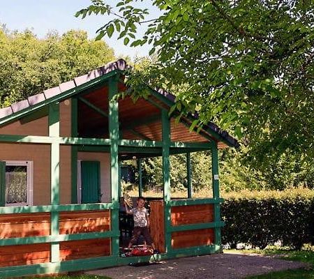 Chalets19Hameauxduperrier.Com Lissac-sur-Couze Eksteriør billede